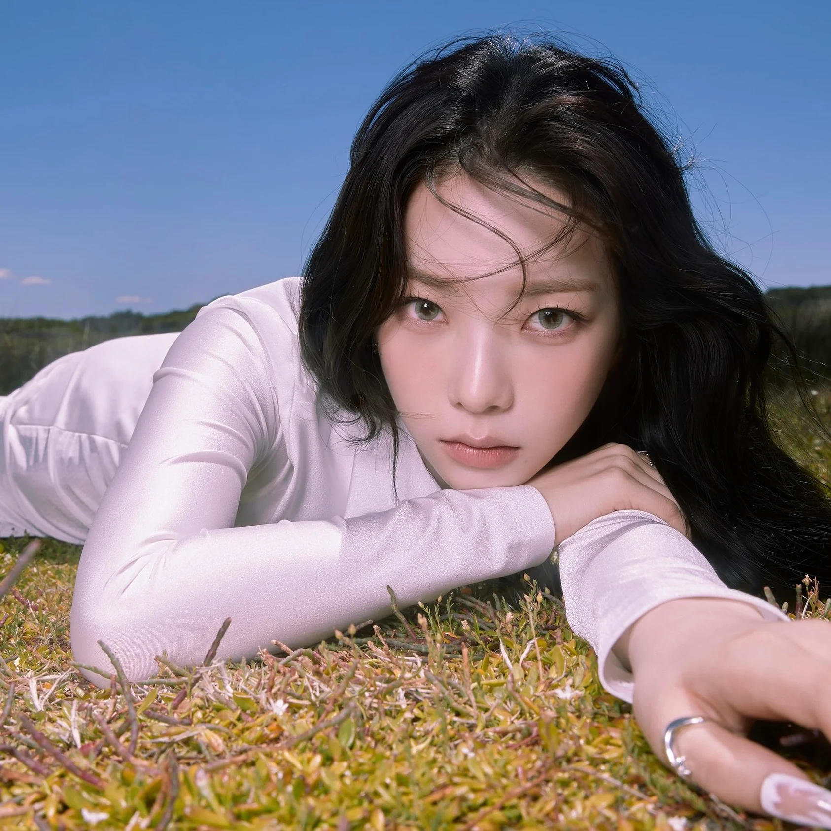 AESPA - MY WORLD (3RD MINI ALBUM) [INTRO VER.] (4 VERSIONS) - Image 4