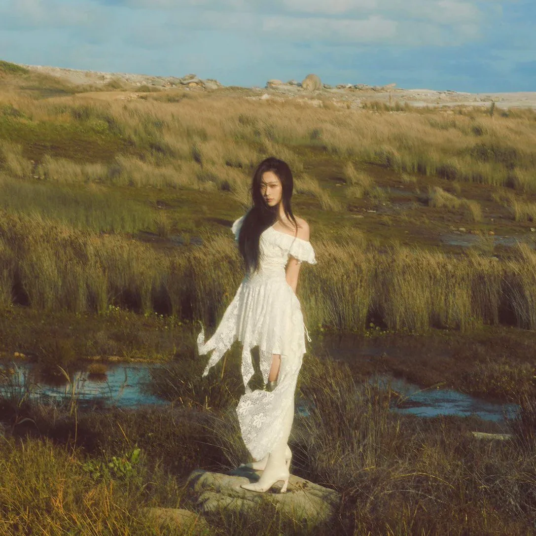 AESPA - MY WORLD (3RD MINI ALBUM) [INTRO VER.] (4 VERSIONS) - Image 5